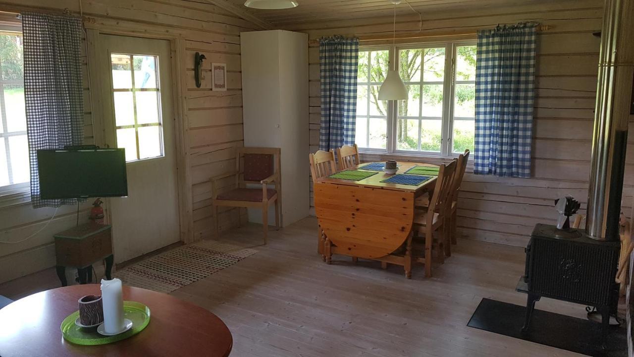Countryside Cottage By The Riverカーリクス エクステリア 写真